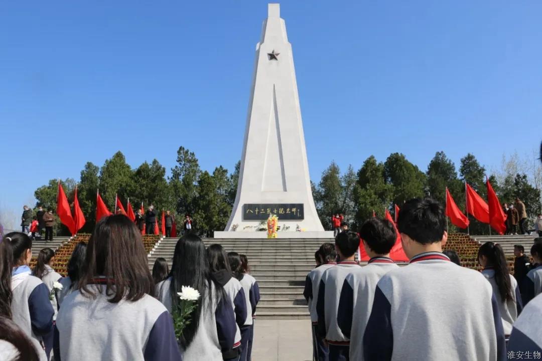 1.webp.jpg 1.webp.jpg