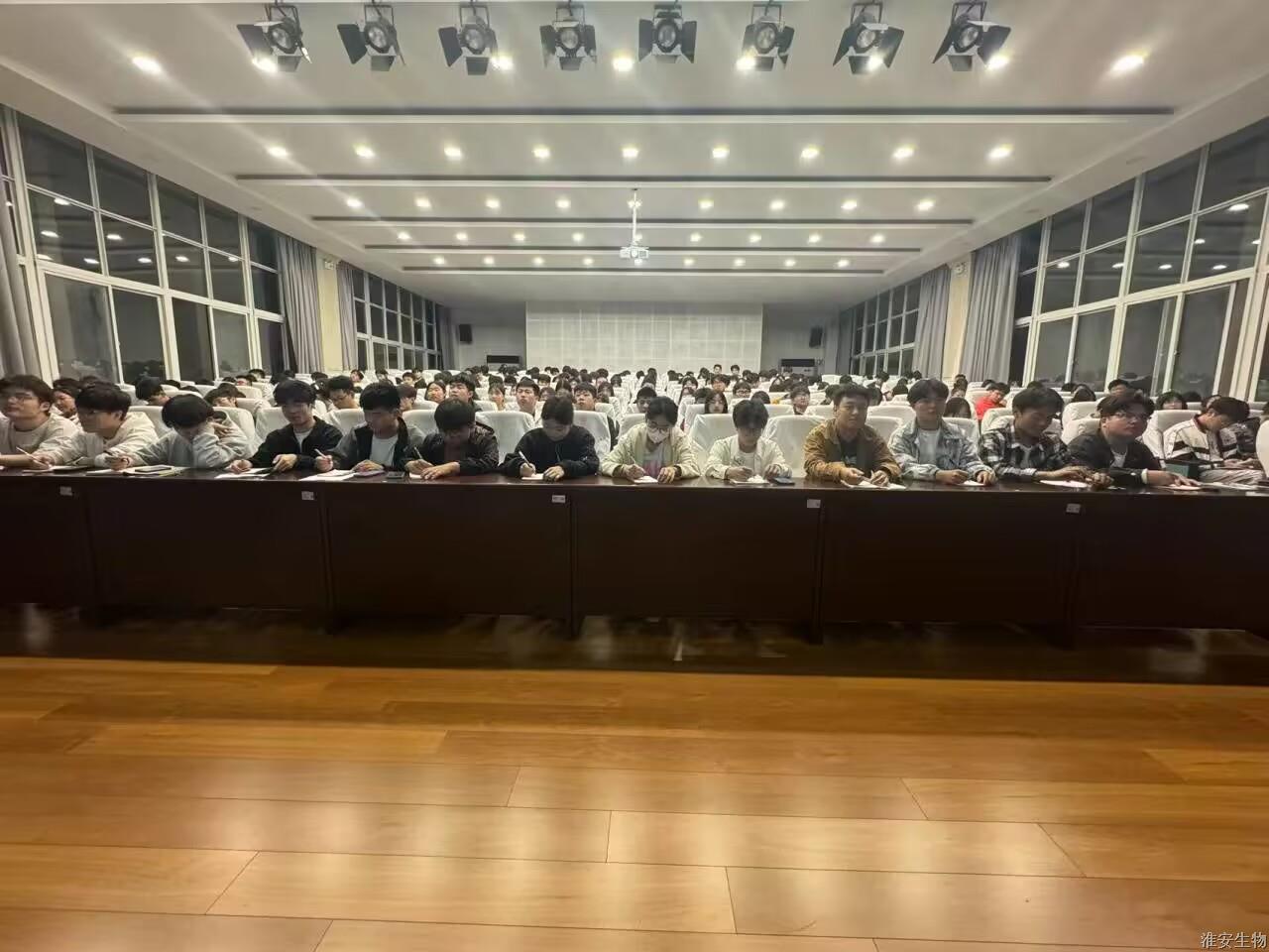 照片3.jpg 照片3.jpg