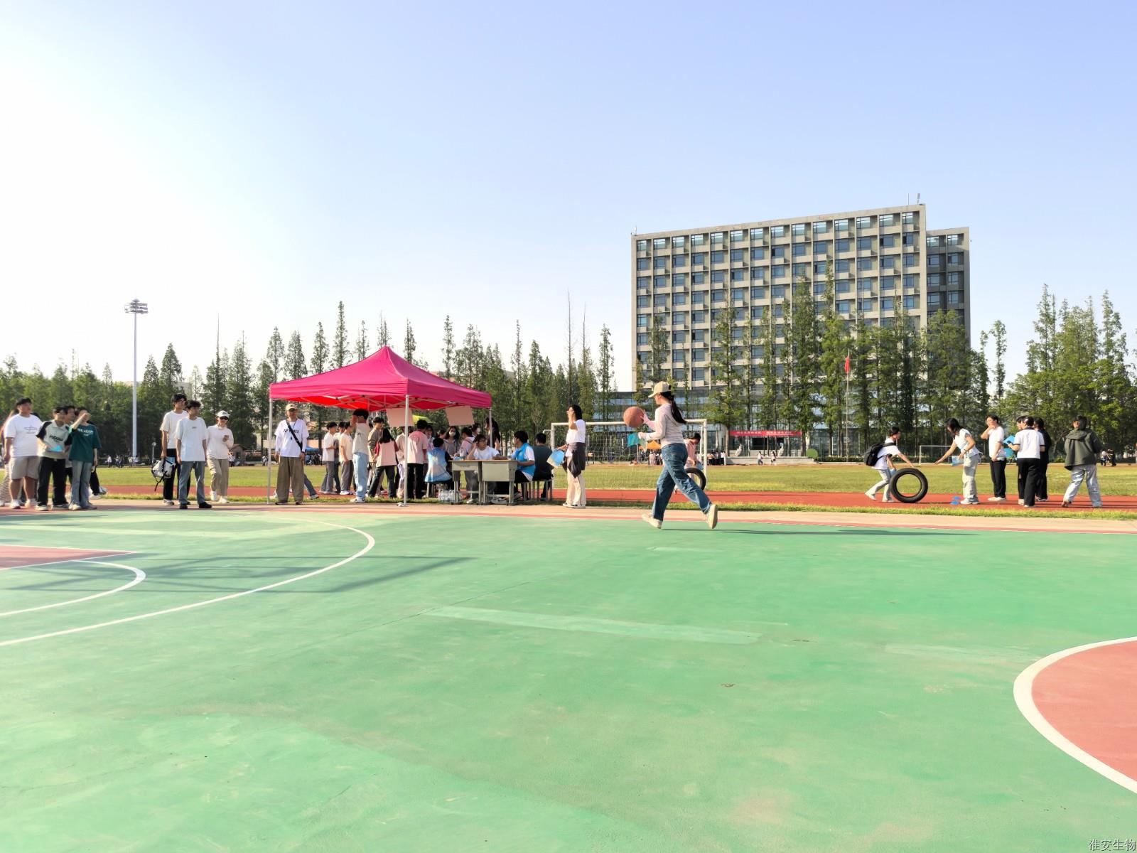 老操场 篮球1分钟花样运球.jpg