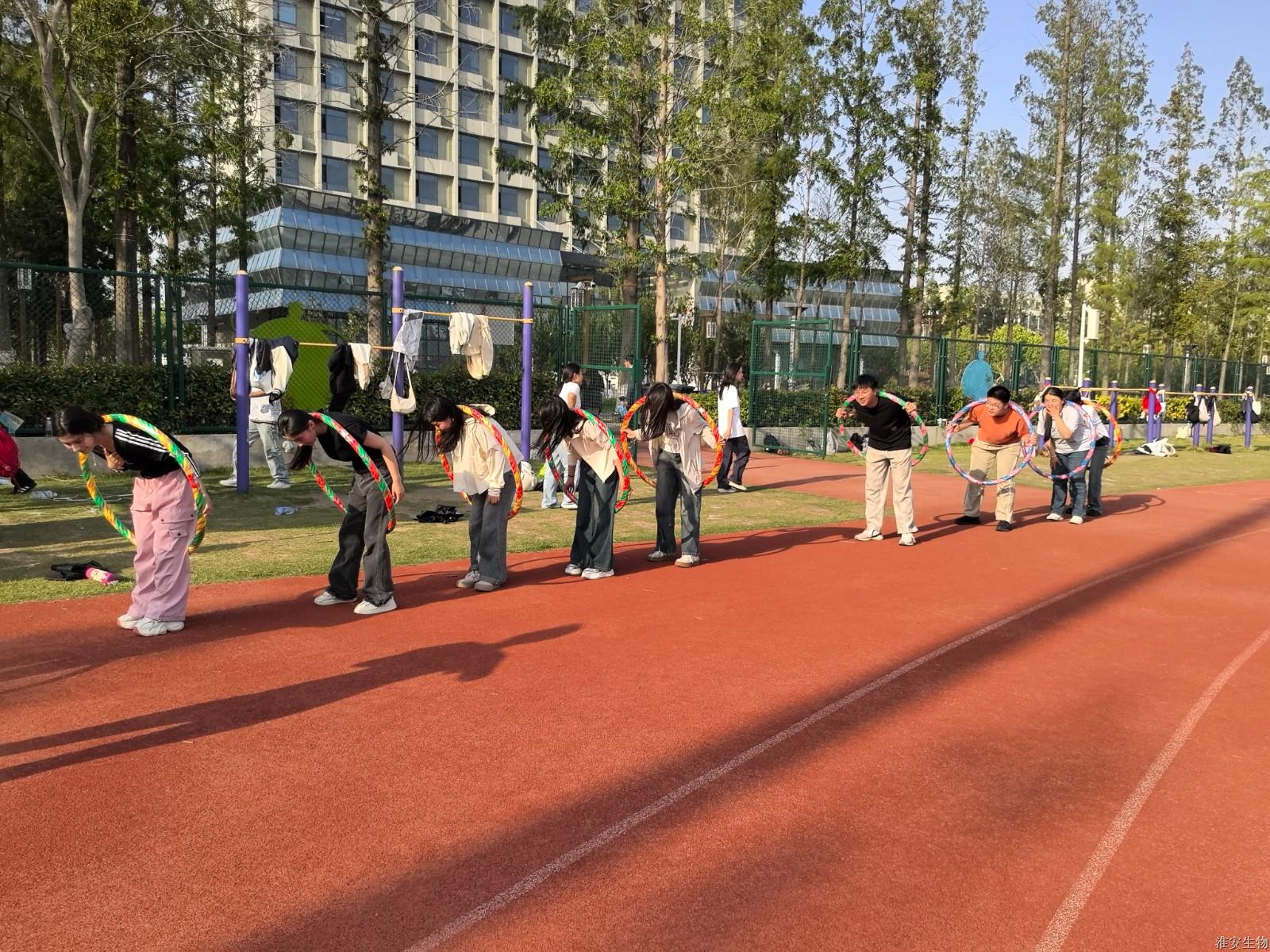 老操场 螃蟹跑.jpg